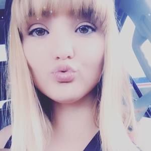 Meet your Posher, Brianna